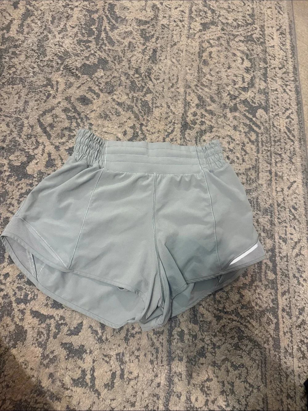 Hotty Hot High-rise Lined short 2.5” Jade Grey